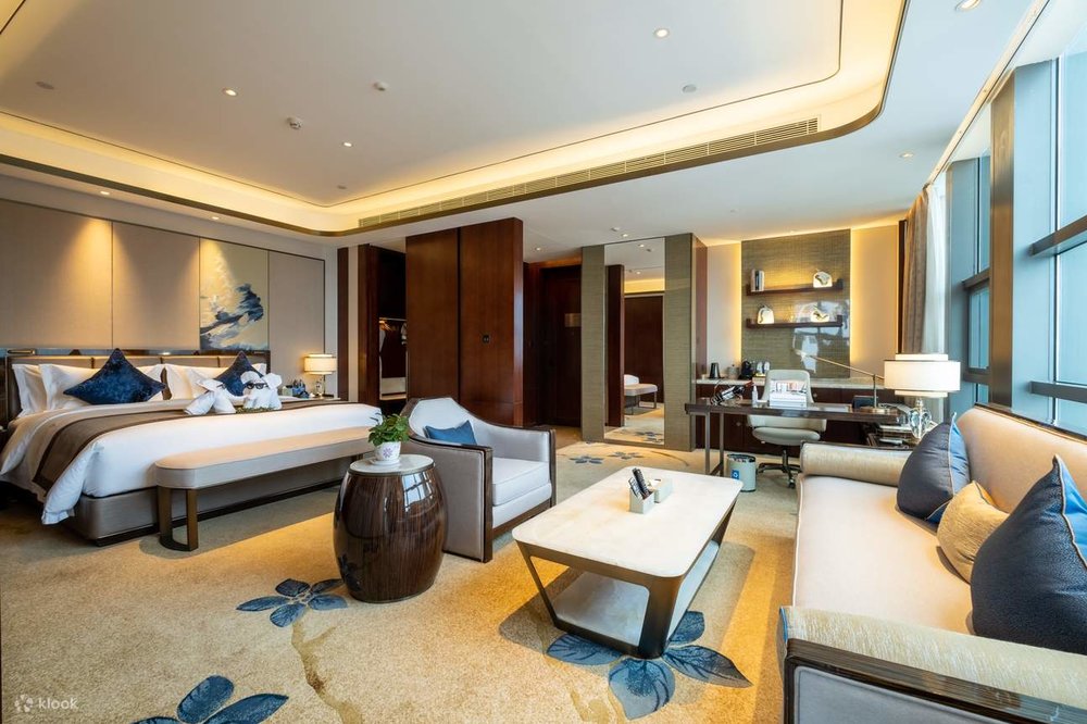  深圳前海華發冰雪世界 深圳滑雪 深圳滑雪場