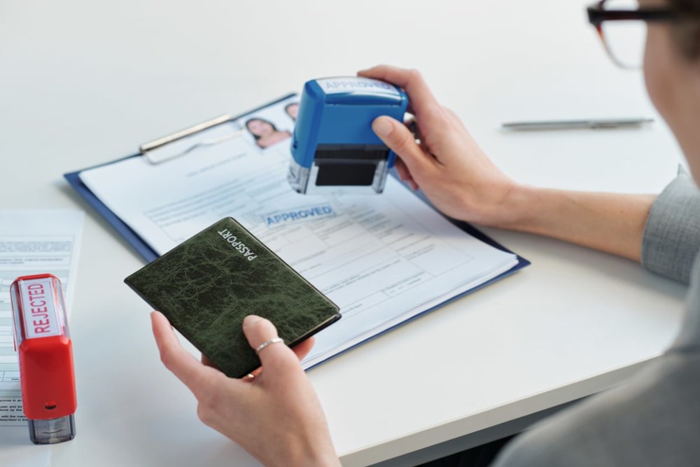 Hồ Sơ Xin Visa Schengen Bao Gồm Những Gì?