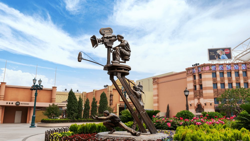 Hollywood Boulevard & New York