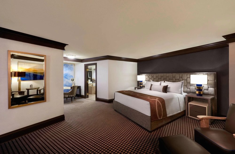 Interior of a deluxe king room at Treasure Island Las Vegas