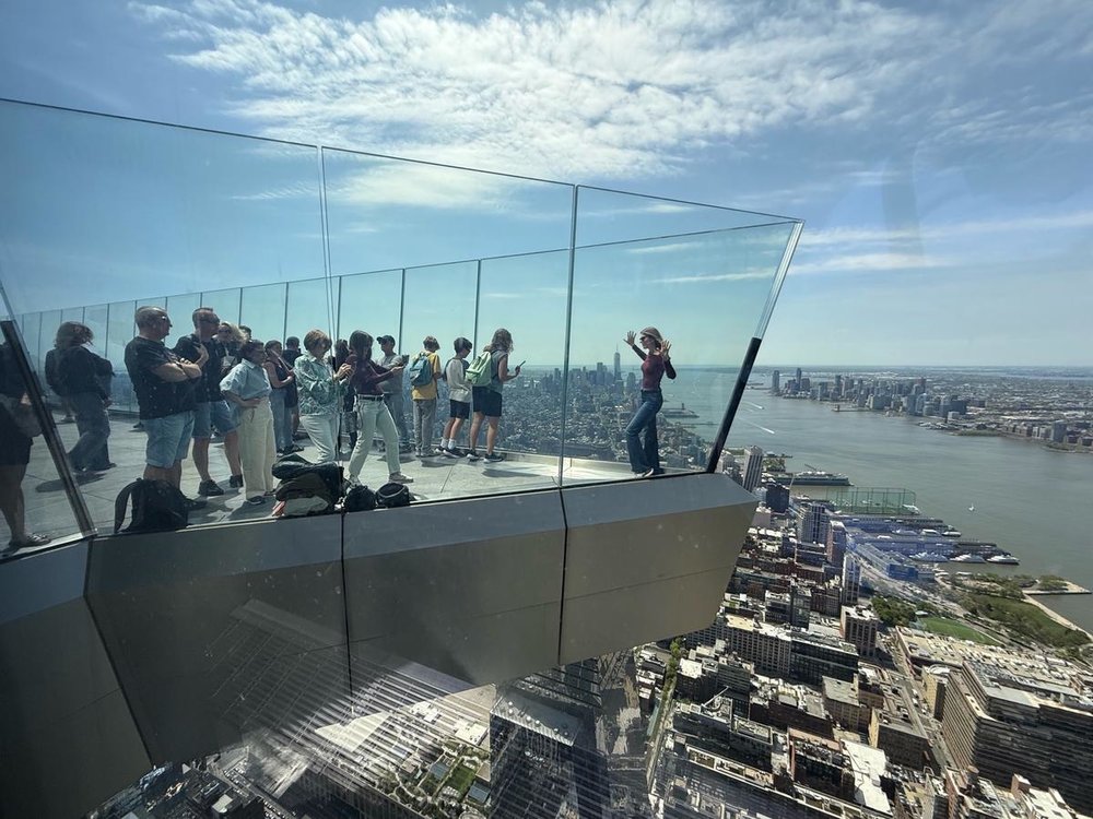 The observation deck suspended in mid-air