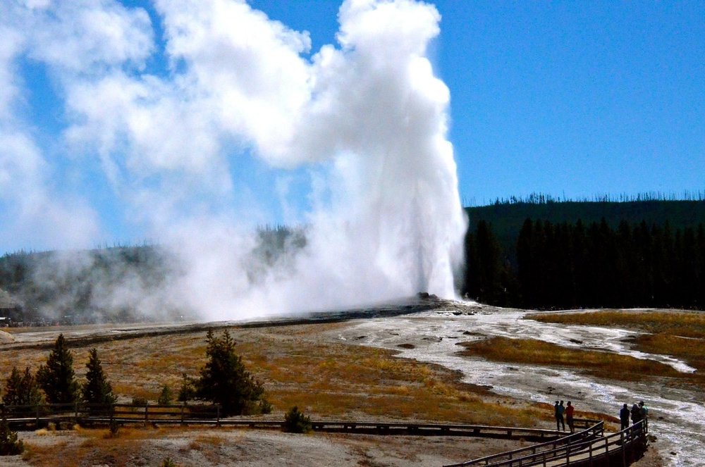 Hồ Yellowstone Lake
