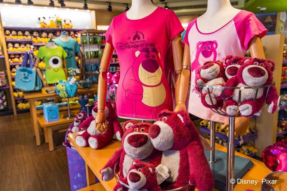 中国 上海ディズニー ホテル 公式 トイ・ストーリーホテル　ロッツォ・ショップ
