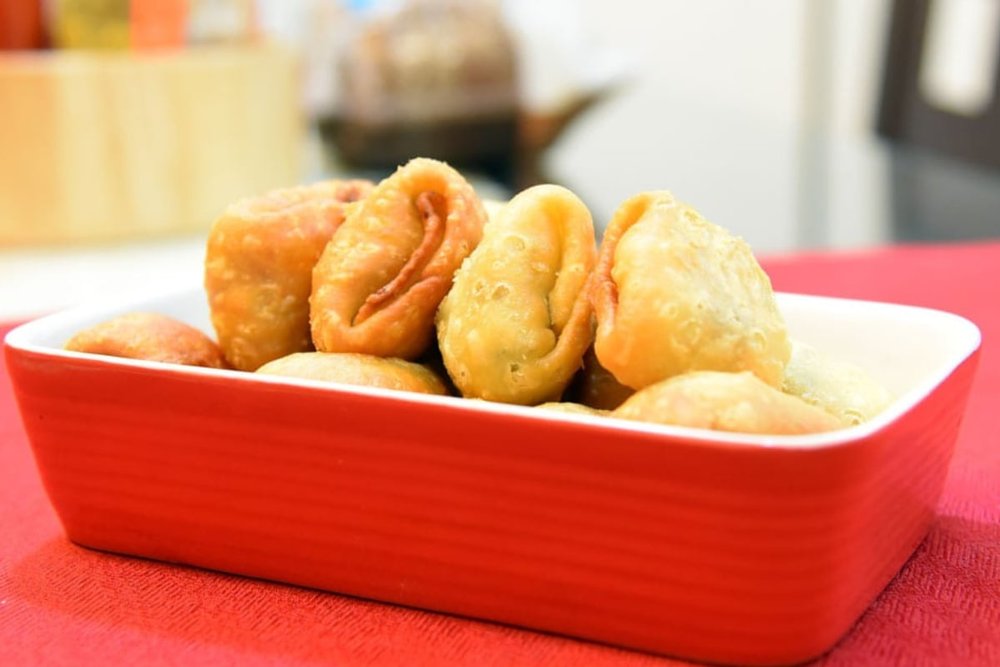 Bis Keemiya - Bánh Chiên Giòn Nhân Cá Và Rau