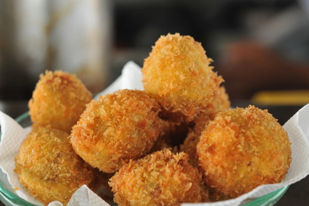 Gulha - Viên Bánh Cá Ngừ Chiên Giòn