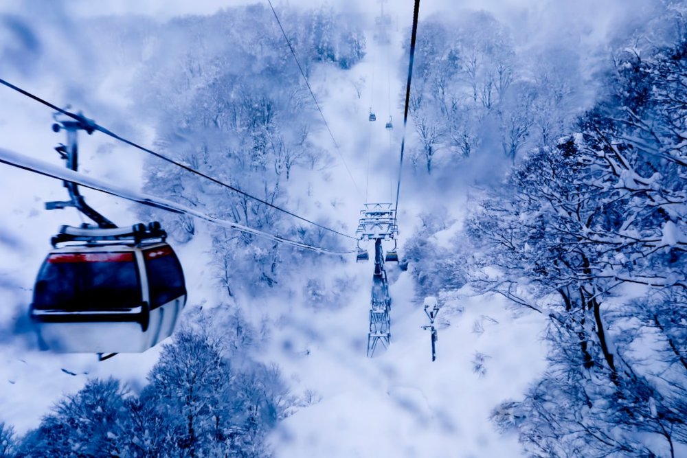 Đi Trượt Tuyết Ở Yuzawa Nên Chuẩn Bị Bao Nhiêu Tiền?