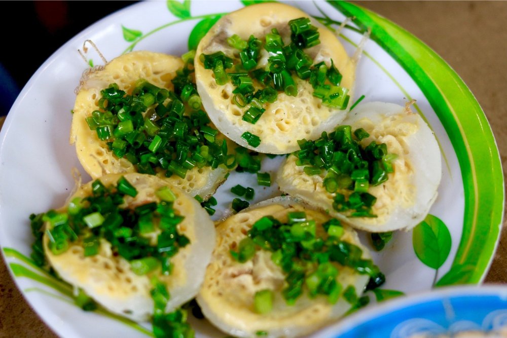 Phan Rang Có Gì Ăn? Có Ngay Bánh Căn - Món Ăn Sáng Giòn Rụm