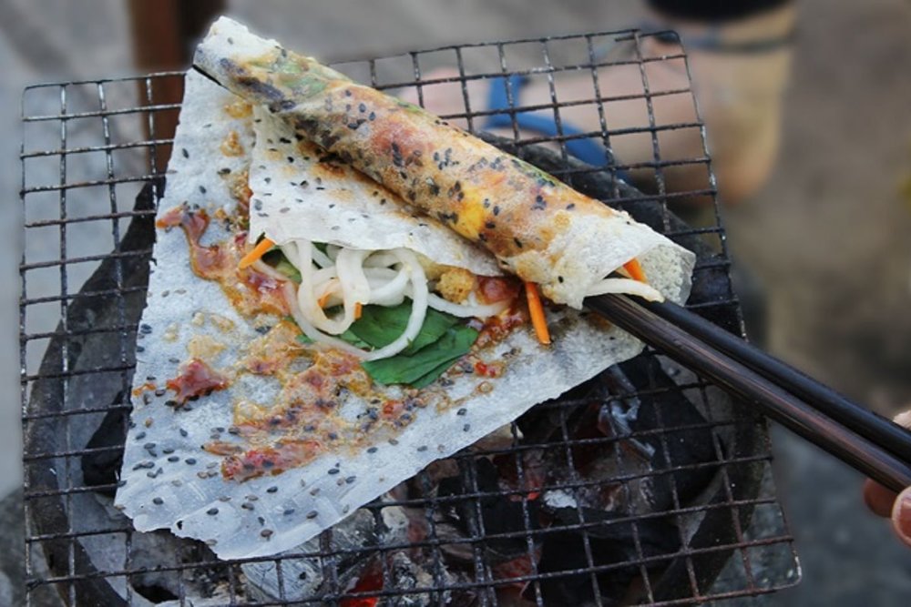 Đi Phan Rang Ăn Gì? Chọn Bánh Tráng Nướng Mắm Ruốc!