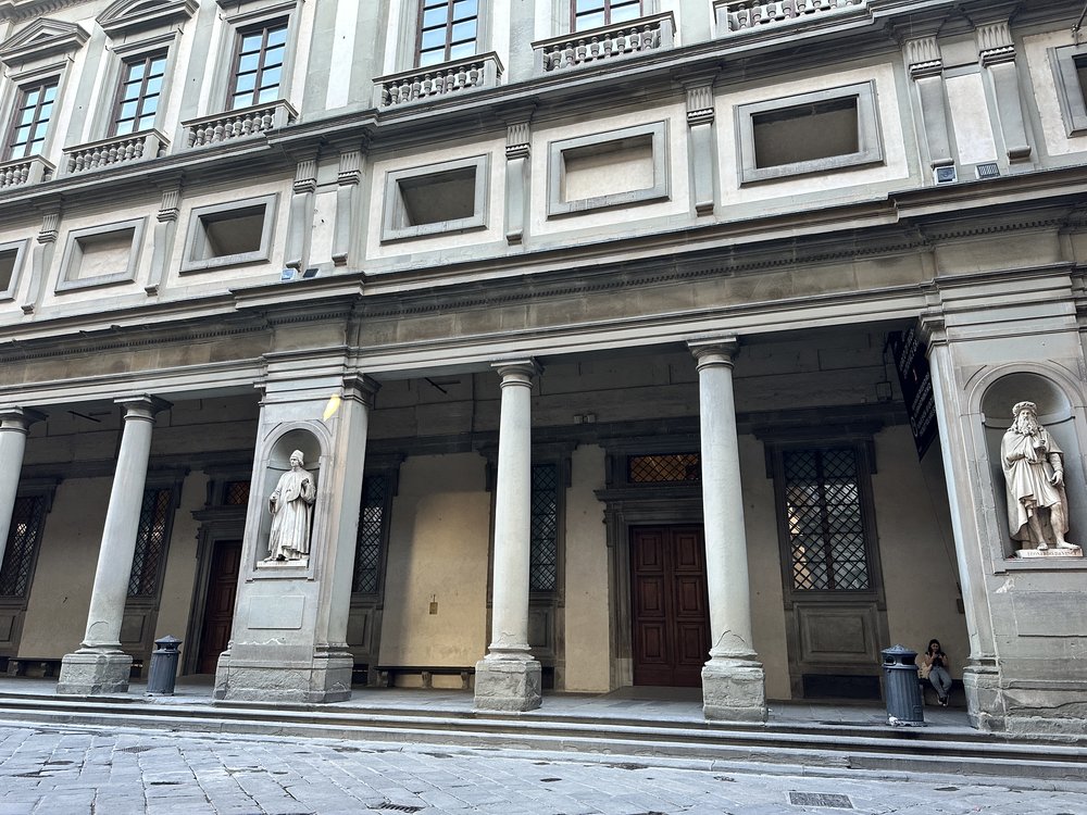 outside entrance at the uffizi gallery in florence for skip-the-line bookings and reservations