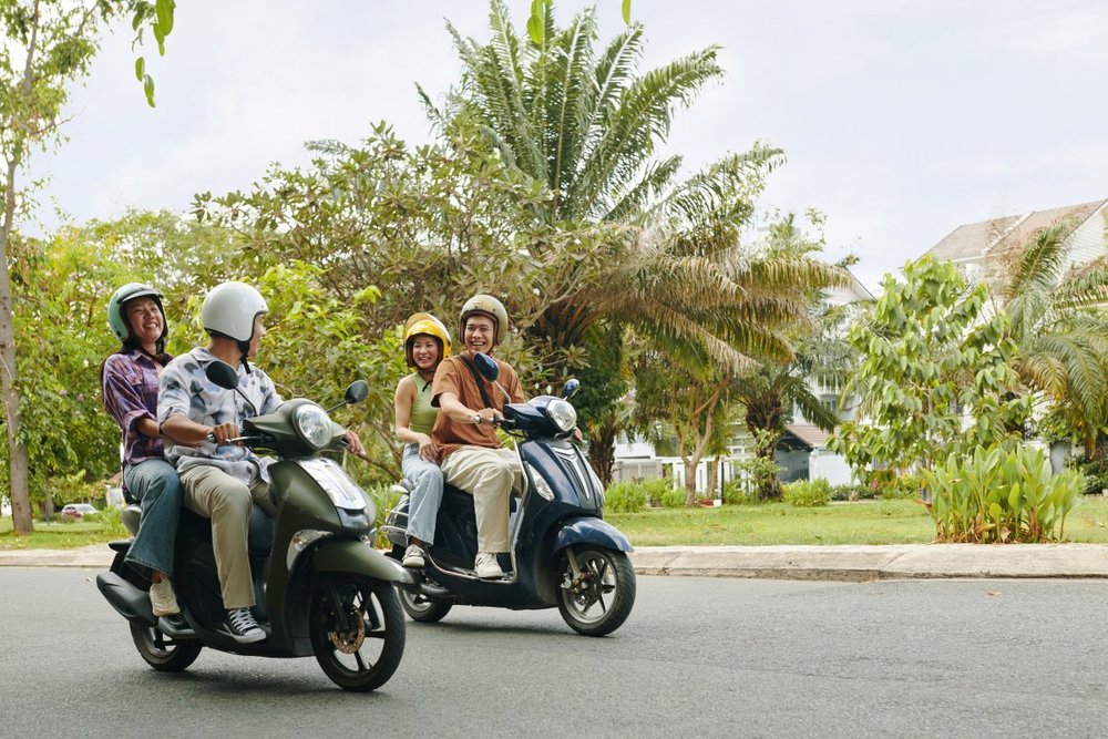 Di Chuyển Bằng Ôtô Hoặc Xe Máy