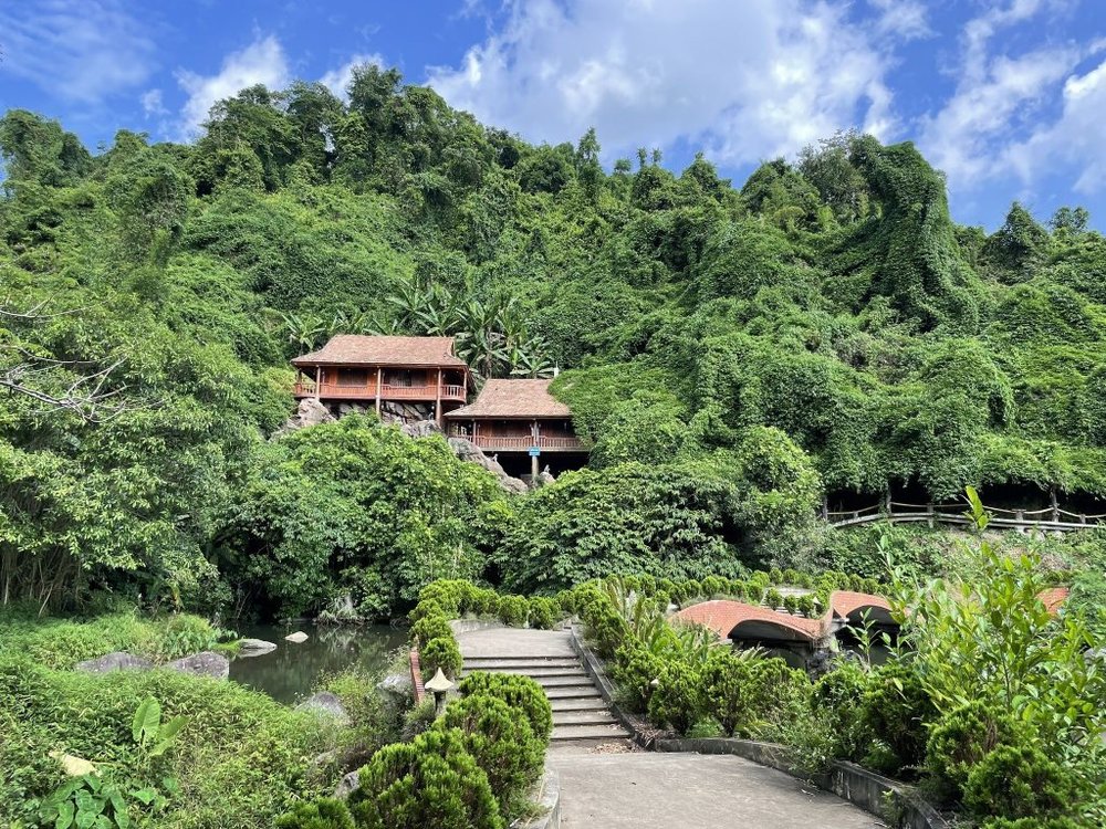 Thiên Sơn Suối Ngà