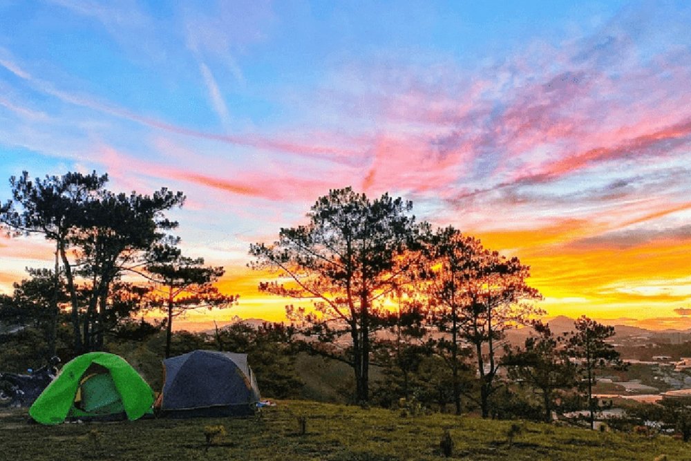 Cắm Trại & Trekking - Trải Nghiệm Thiên Nhiên Đại Nhĩ Sơn Rực Rỡ