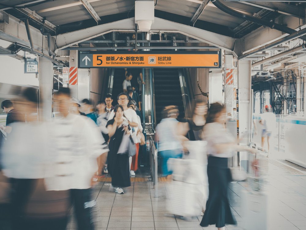 Escalators are usually busy | Photo by Gu Ko on Pexels