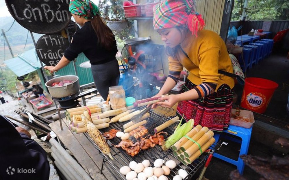 07:30 – 08:00: Thức Dậy, Ăn Sáng Tại Trung Tâm Thị Trấn Sapa