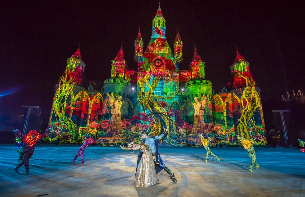 19h00 – 19h45: Thưởng Thức Siêu Show Tata Spectacular