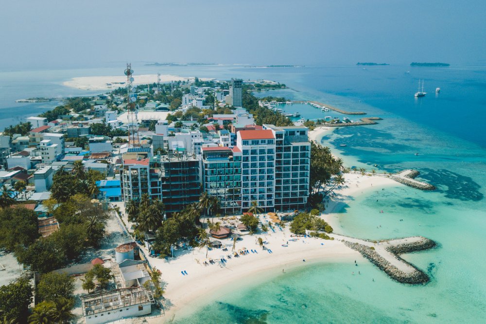 Ngày 2: Khám Phá Biển Xanh - Tour Maafushi Đặc Sắc