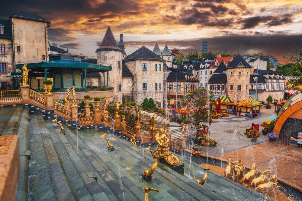 Ngày 2: Tour Ngày Bà Nà Hills Và Cầu Vàng