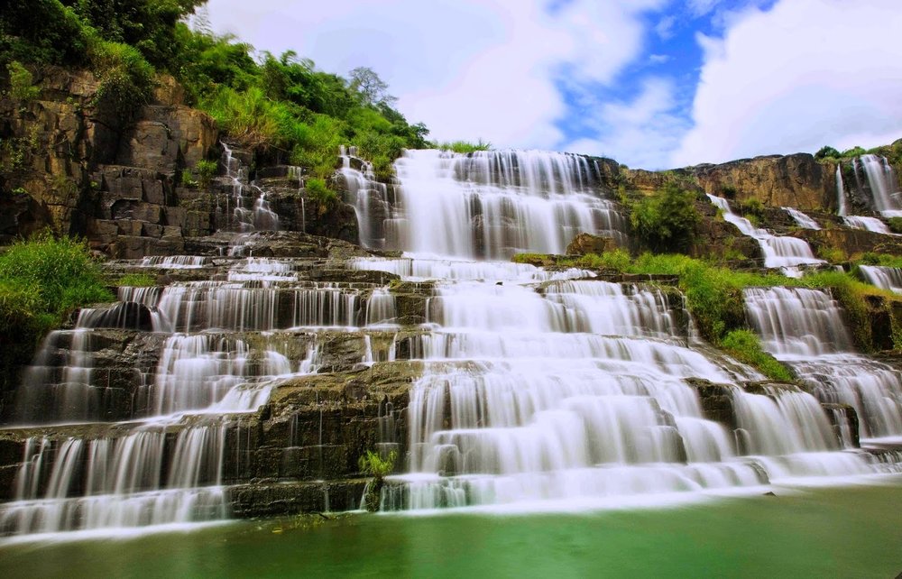 Khám Phá Vẻ Đẹp Hoang Sơ Của Thác 7 Tầng Đạ M’ri