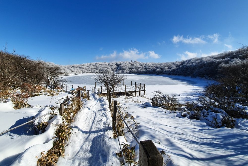 Cảnh Biển Mùa Đông Tuyệt Đẹp Ở Đảo Jeju