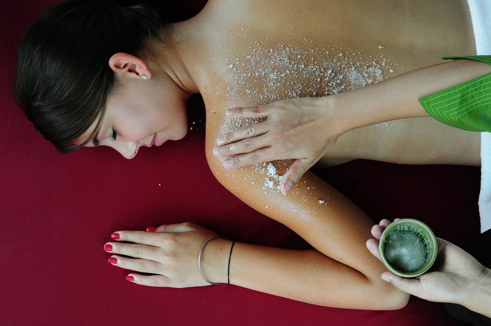 Lady getting a relaxing treatment