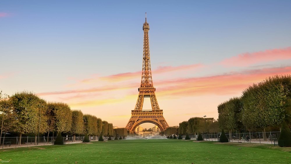 The Eiffel Tower from Champ de Mars at sunset
