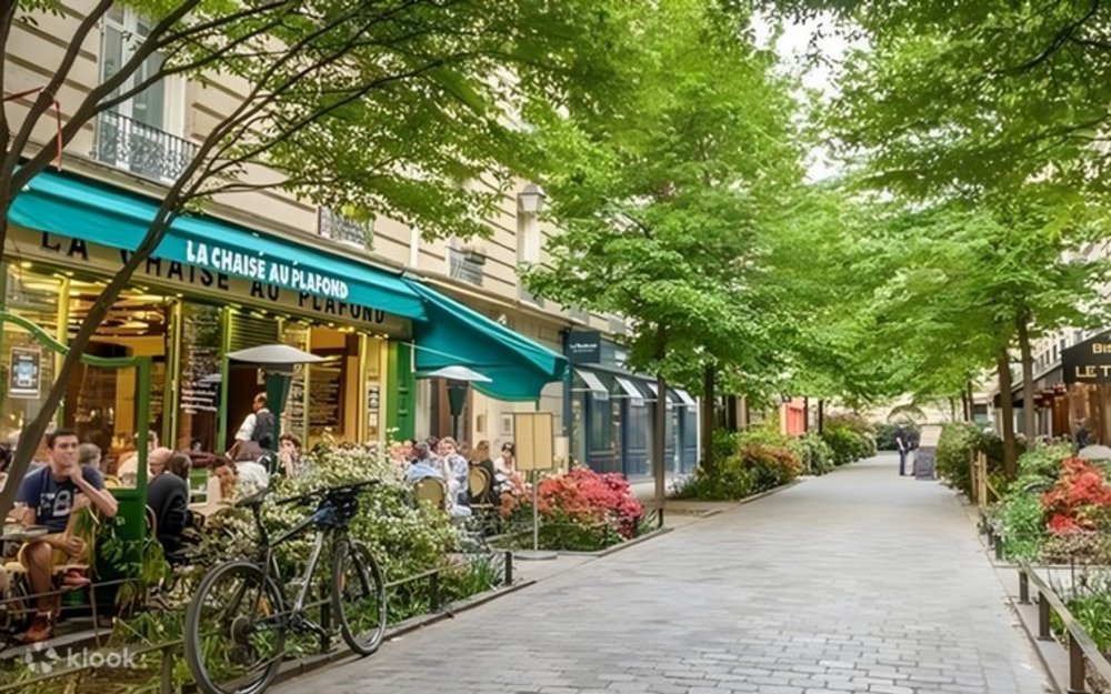 A charming street in Le Marais district, Paris
