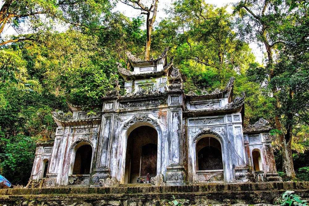 Đền Cô Tiên - Ngôi Đền Cổ Trên Đỉnh Đầu Voi