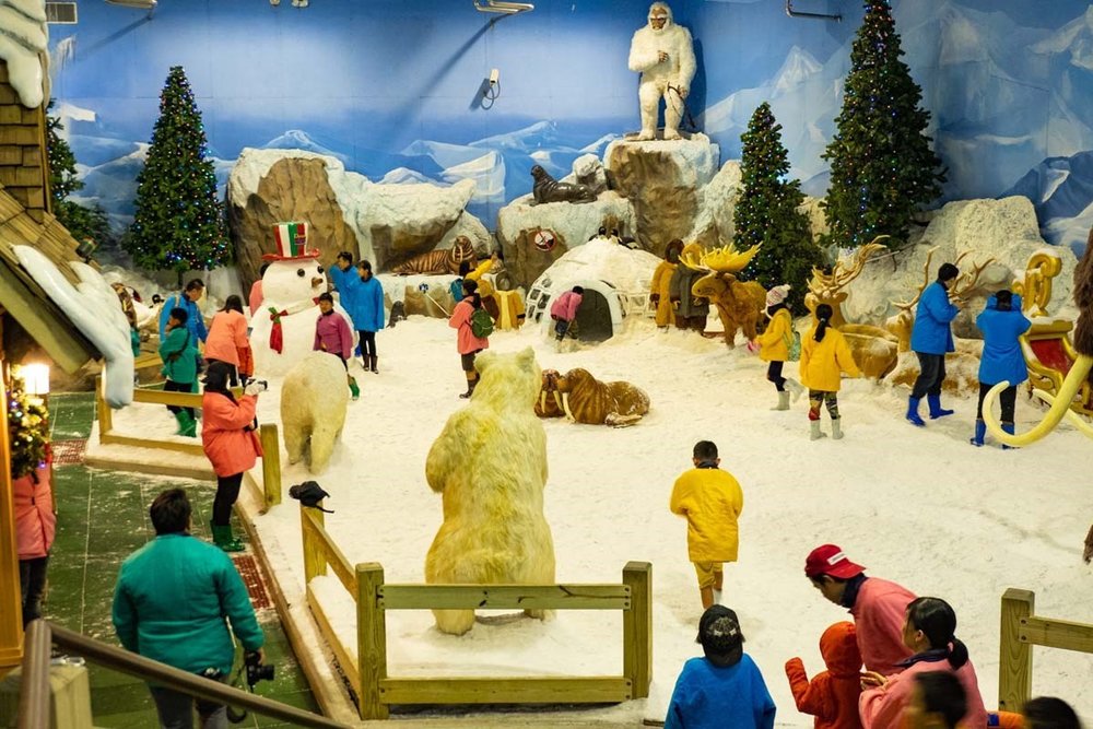 Snow Town - Trải Nghiệm Mùa Đông Giữa Bangkok Nóng Bức