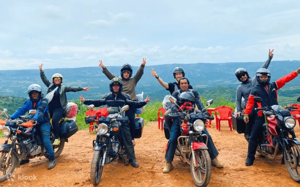 Hướng Dẫn Cách Đi Khu Du Lịch Lá Phong Từ Thành Phố Hồ Chí Minh