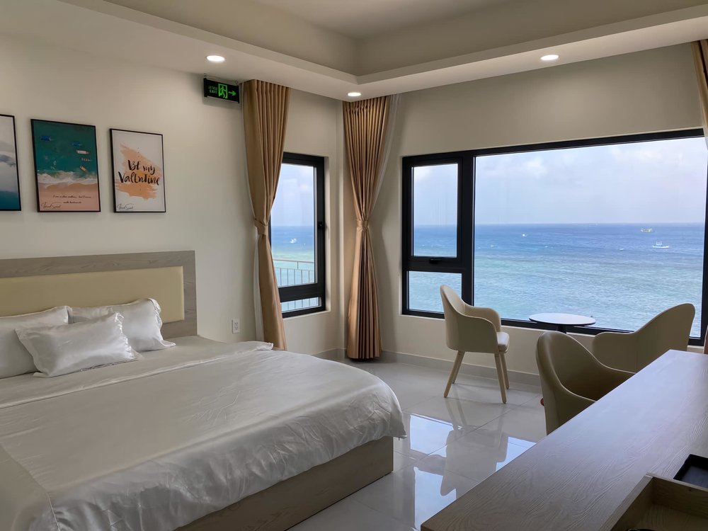 Island Sunset Hotel Phu Quy