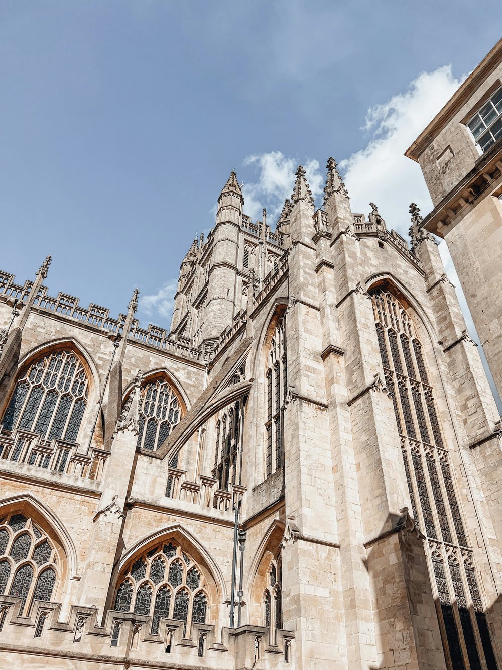 Stunning exterior view of Bath Abbey with detailed Gothic architecture