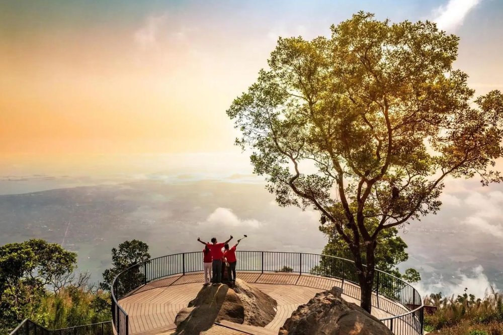 Các Cung Đường Trekking Ở Núi Bà Đen - Chọn Lối Đi Phù Hợp Cho Người Mới Bắt Đầu