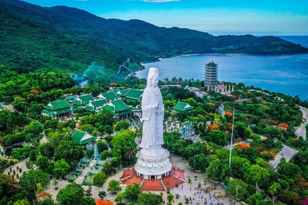 Buổi Chiều - Viếng Chùa Linh Ứng Và Khám Phá Bán Đảo Sơn Trà