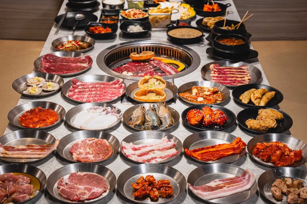  Sukishi Korean Charcoal Grill - Thế Giới Thịt Nướng Chuẩn Hàn Ngay Tại Bangkok