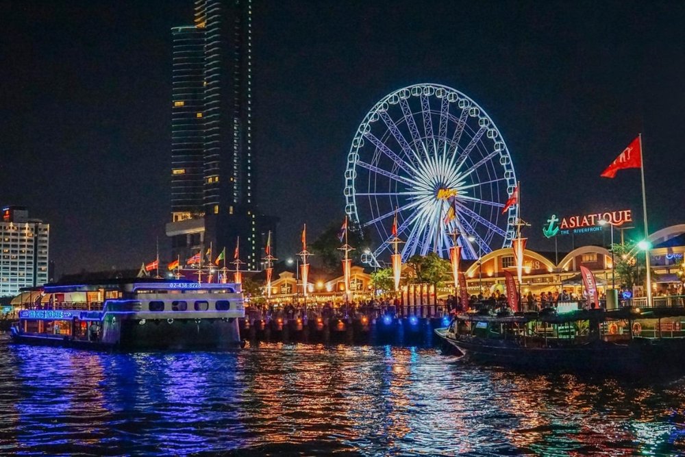 Tối - Ăn Tối Du Thuyền Và Khám Phá Chợ Đêm Chatuchak