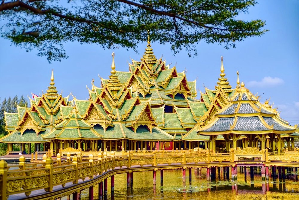 Buổi Chiều - Dạo Quanh Những Ngôi Chùa Cổ Kính