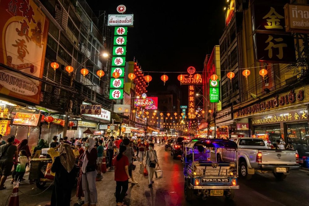 Buổi Tối - Chìm Đắm Vào Không Khí Sôi Động Về Đêm 