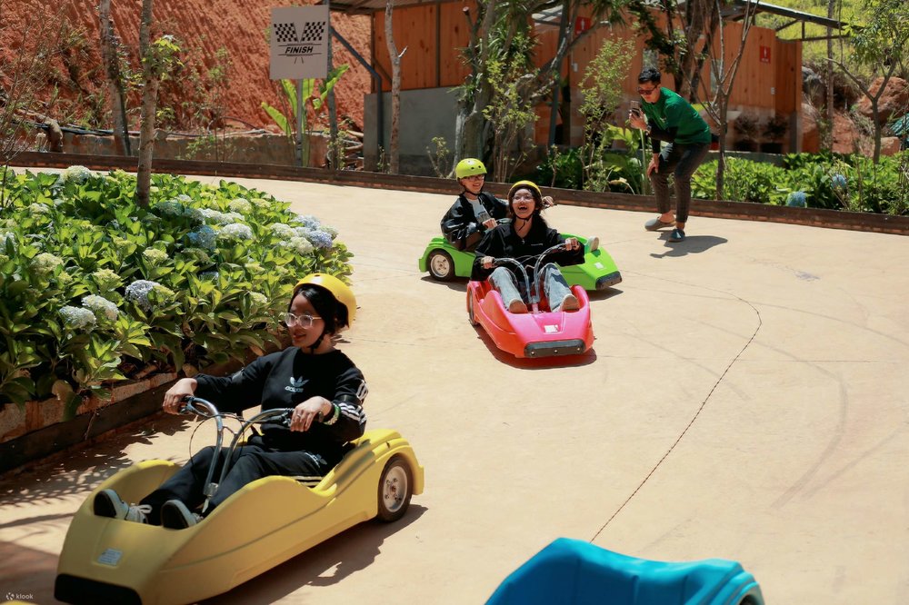 Xe Trượt Greenline Luge – Trải Nghiệm Phiêu Lưu Đầy Hồi Hộp