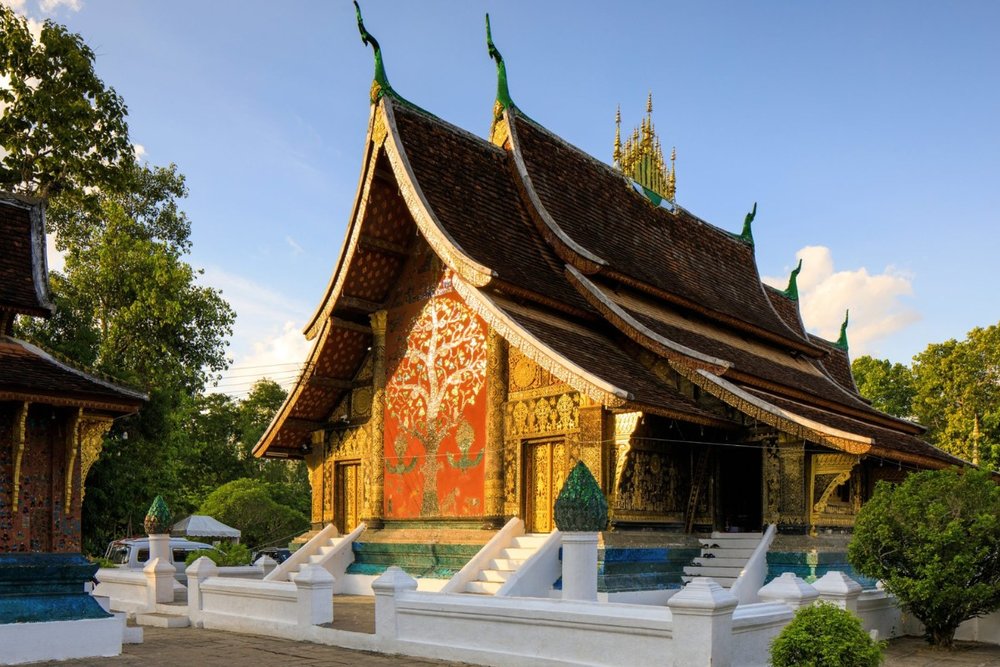 Buổi Chiều: Dạo Bước Giữa Những Ngôi Chùa Cổ Kính Của Cố Đô