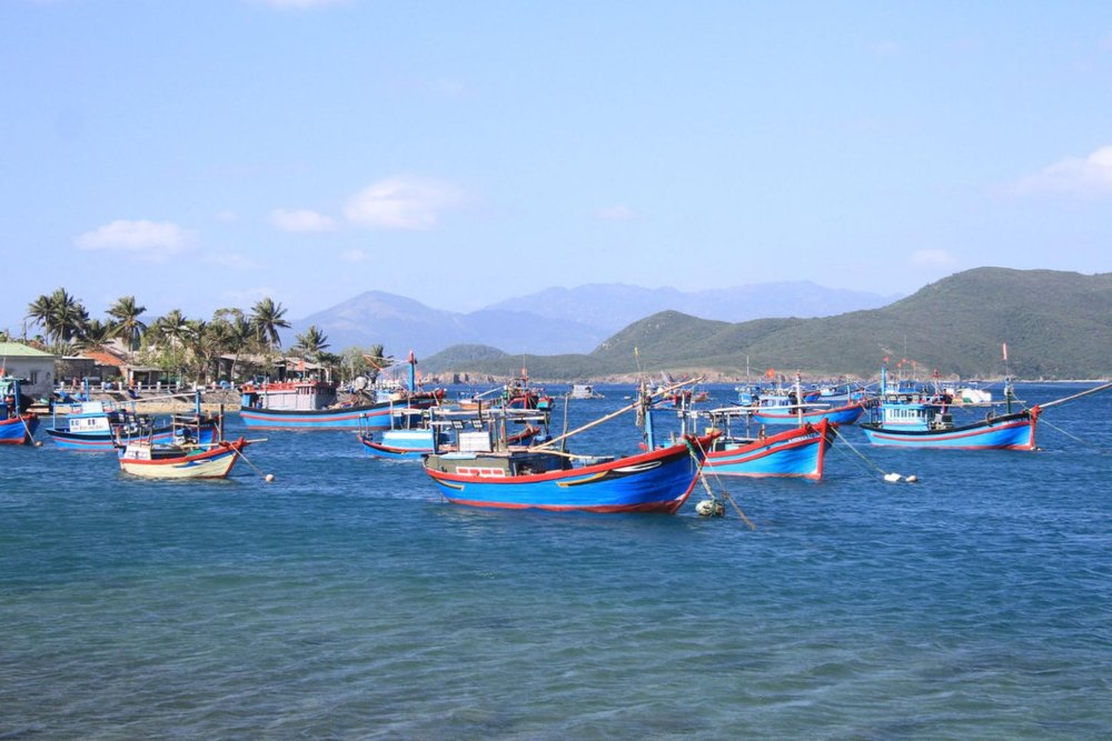 Buổi Chiều Lang Thang Ở Làng Chài Điệp Sơn - Nhịp Sống Chậm Giữa Biển Xanh