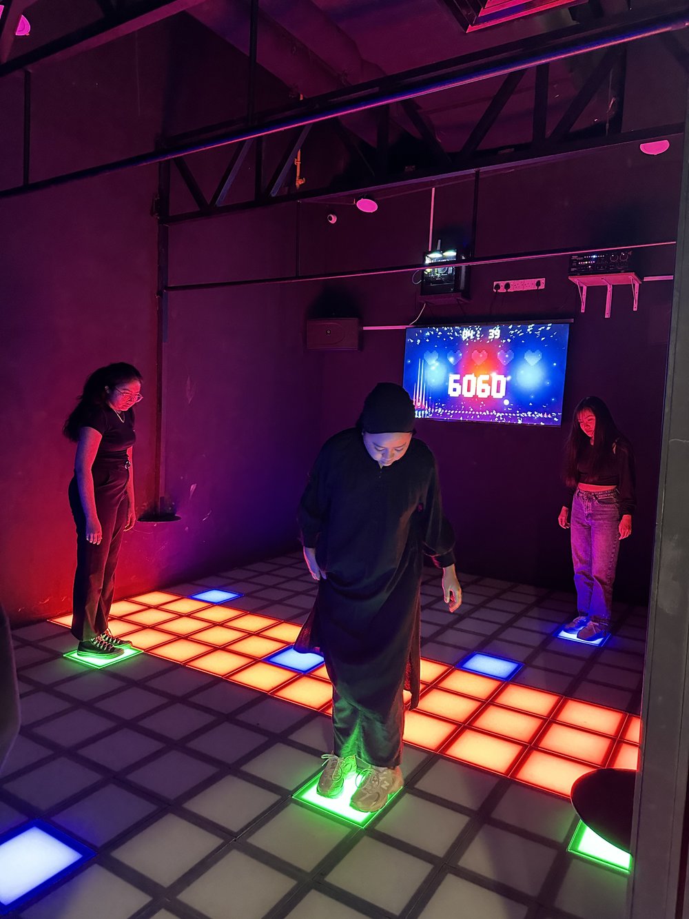 bomb battle elite atria - the greatest lava