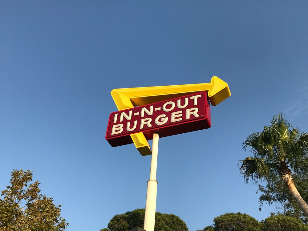 In-N-Out sign