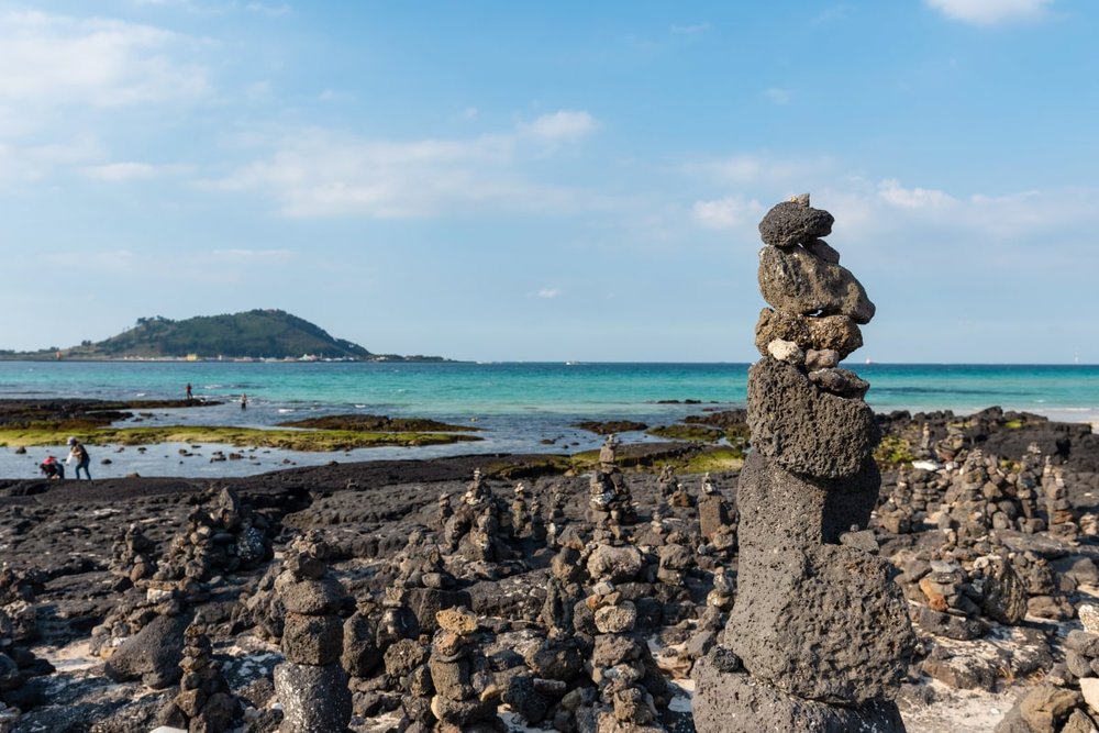 Chiều: Lạc Vào Maze Land Và Đắm Mình Trong Cảnh Quan Hoàn Hảo Của Bãi Biển Hyeopjae