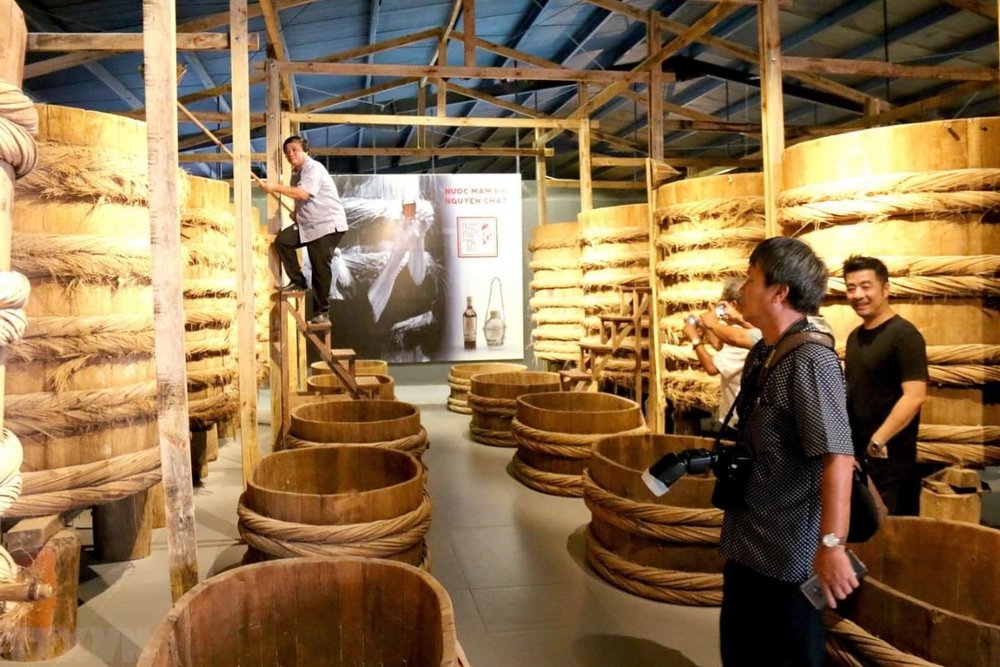 Nước Mắm Phan Thiết - Hương Vị Đậm Đà Đặc Trưng Của Biển Cả