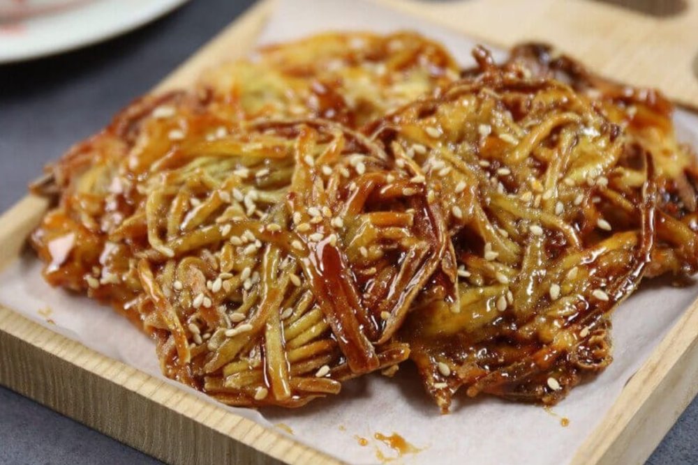 Bánh Rế Phan Thiết - Món Ăn Vặt Giòn Tan, Ngọt Ngào Không Thể Cưỡng Lại