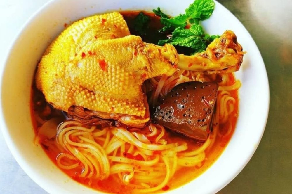Mì Quảng Vịt - Món Ngon Phan Thiết Không Thể Bỏ Qua