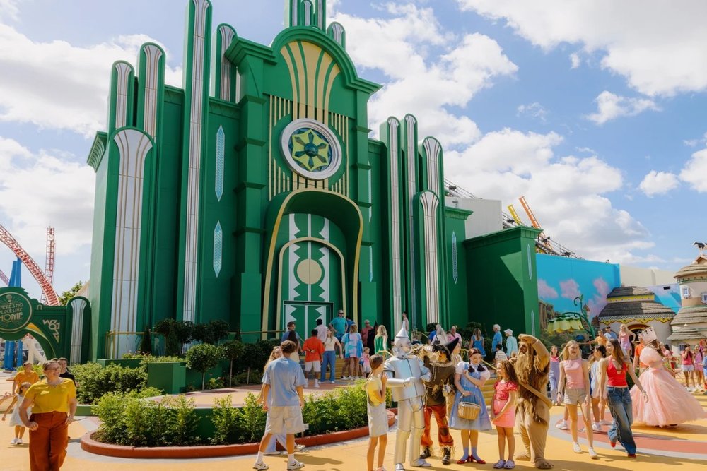 The Wizard of Oz™ Precinct