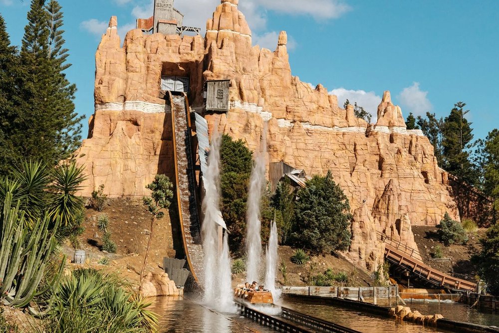 Wild West Falls Adventure Ride - Check-in Miền Viễn Tây