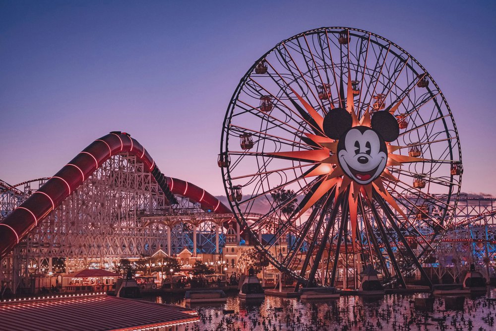 Disney California Adventure before sunset | Photo by Clyde He on Unsplash