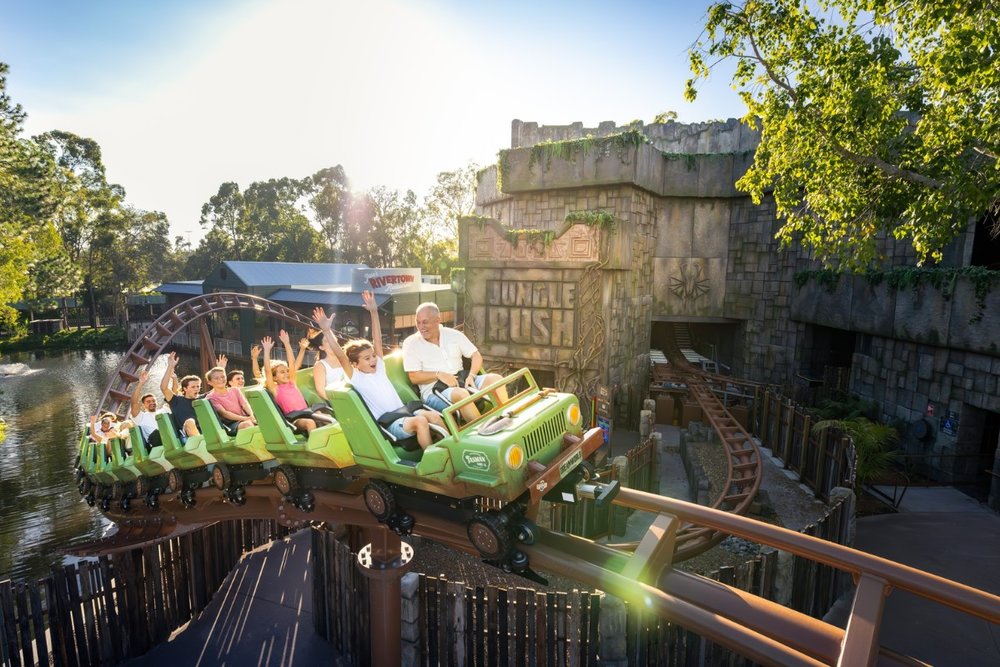  Jungle Rush - Tàu Lượn Phiêu Lưu Trong Rừng Nhiệt Đới